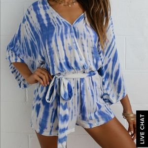 NWT Lulu’s wrap romper